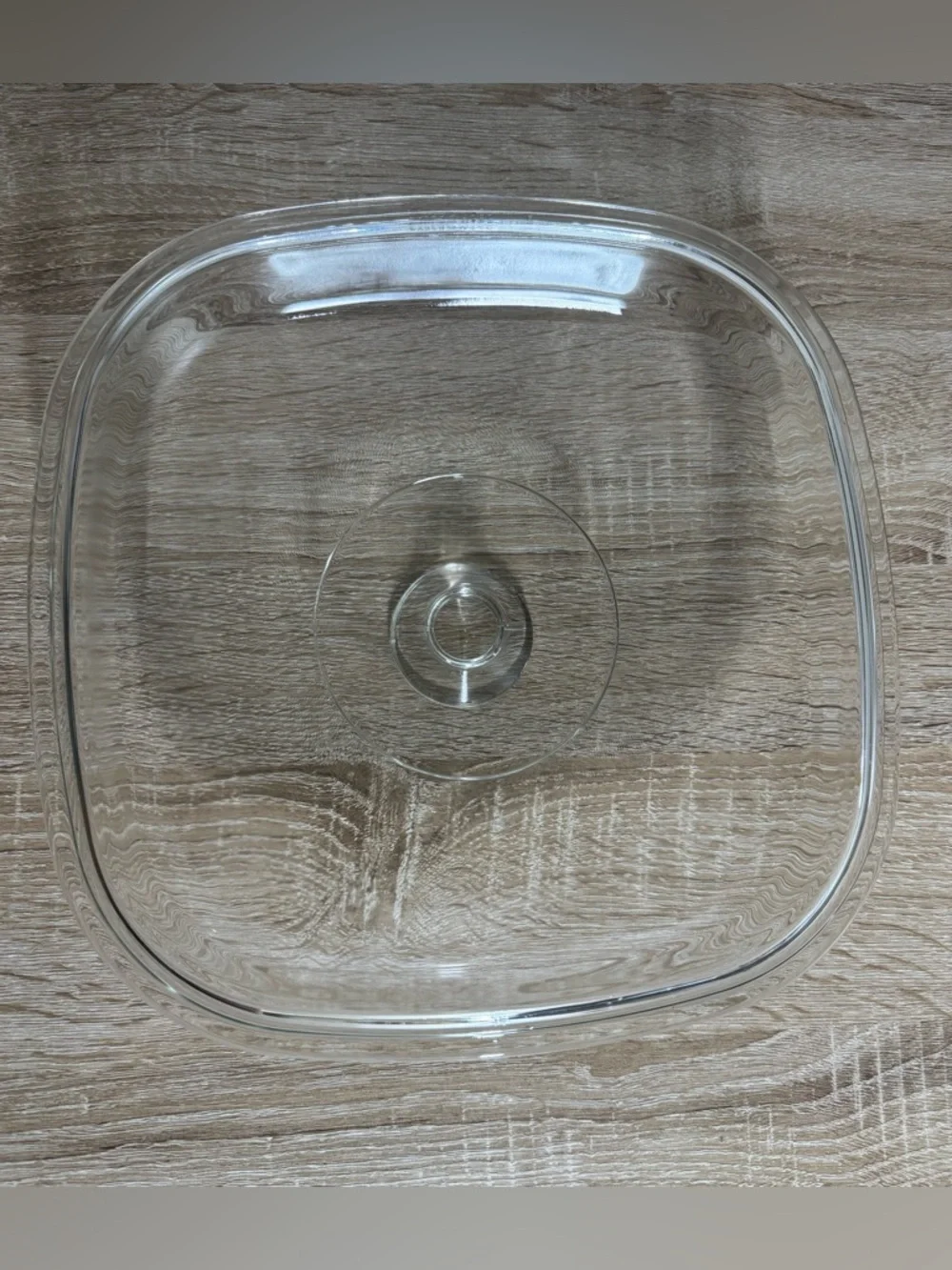 Vintage CorningWare 5-liter casserole dish in the 